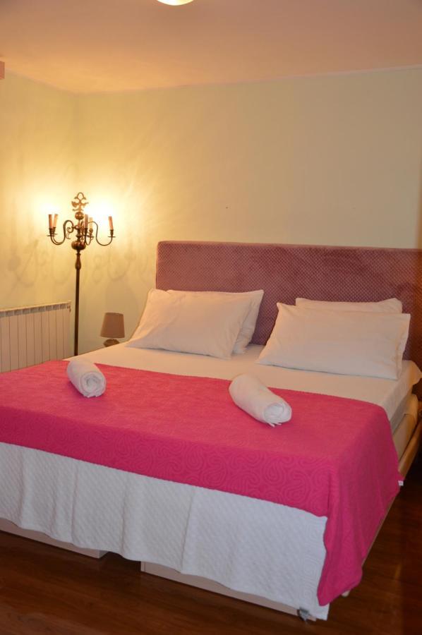 פורץ Apartments Zita מראה חיצוני תמונה